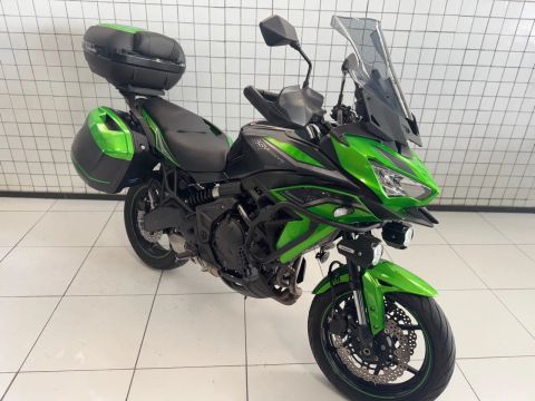 Motos KAWASAKI VERSYS 2023 No Brasil