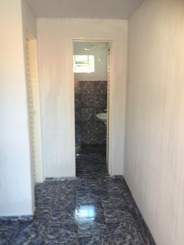 Kitnet com garagem coberta st leste vila nova - Foto 2