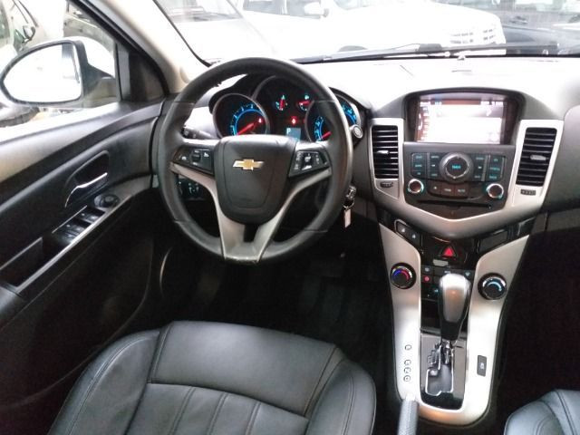 GM Cruze LT 15/15 Automático + GNV - Foto 11