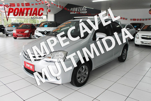 Toyota Etios HB XS 1.5 2015