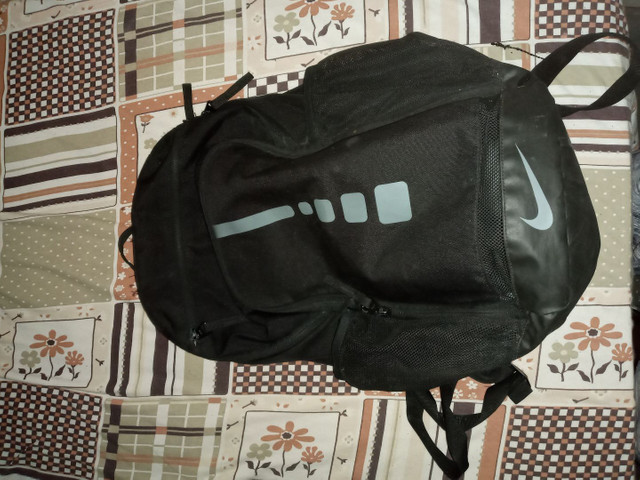 nike backpack olx