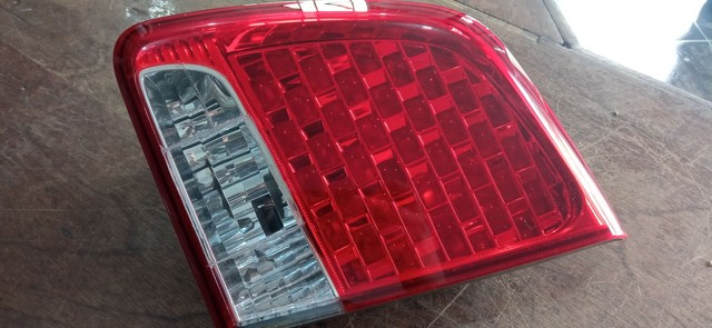 Lanterna tampa Kia Sorento 2011 2012 2013