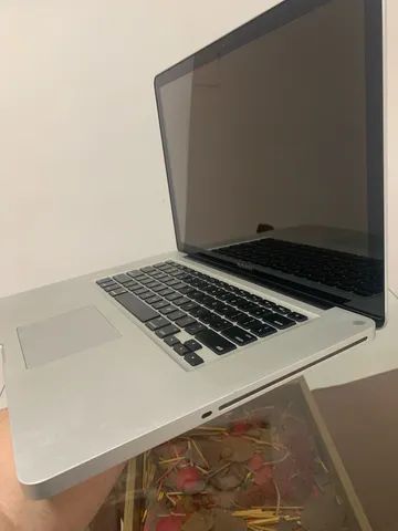 MACBOOK PRO 15.6? (Core i7)