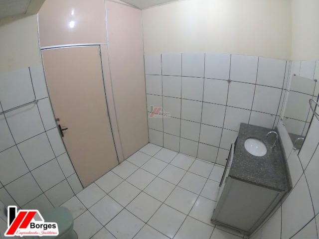 Casa com 03 Quartos na Rua Ruy Barbosa - Foto 9