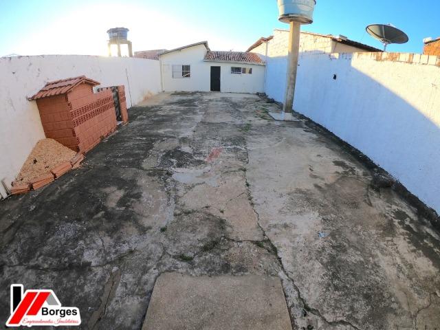 Casa com 03 Quartos na Rua Ruy Barbosa - Foto 4
