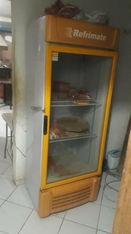 Vendo um Frizer expositor