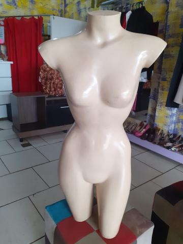 Manequins