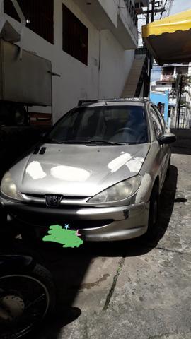 Troco Peugeot 206 por moto