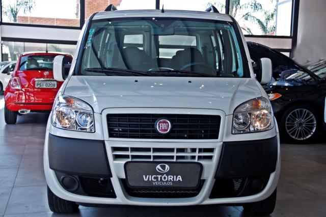 FIAT DOBLÒ 2017/2017 1.8 MPI ESSENCE 7L 16V FLEX 4P MANUAL - Foto 2