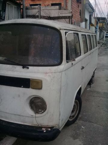 Vendo ou troco kombi