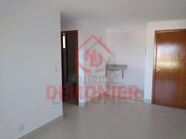 Alugo apartamento novo 2 quartos com suíte, 1 vaga, Campo Grande, com lazer - Foto 2