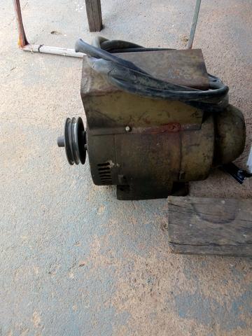 Motor yanmar Y22 com gerador de 4 kva - Foto 4