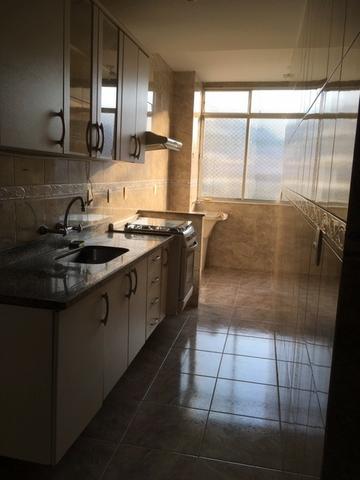 Ótimo apartamento 2 quartos com varanda e garagem na Carlos Vasconcelos - Foto 10