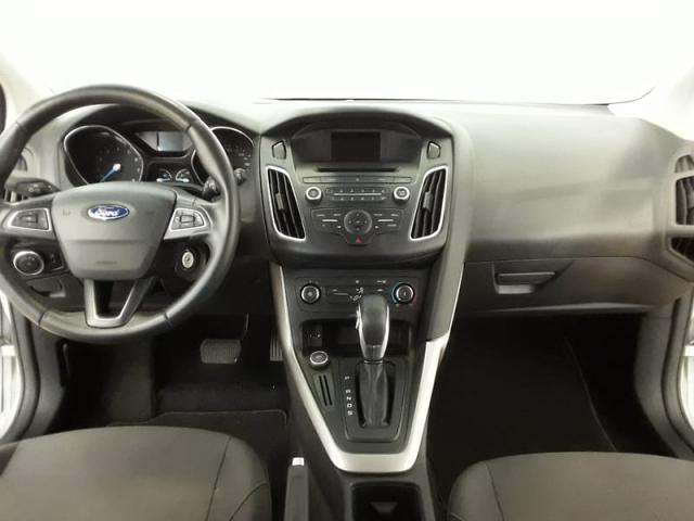 FORD FOCUS SEDAN 1.6 16V 4P - Foto 9