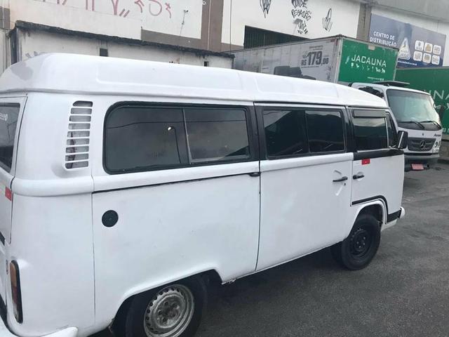 Kombi vendo ou troco - Foto 3
