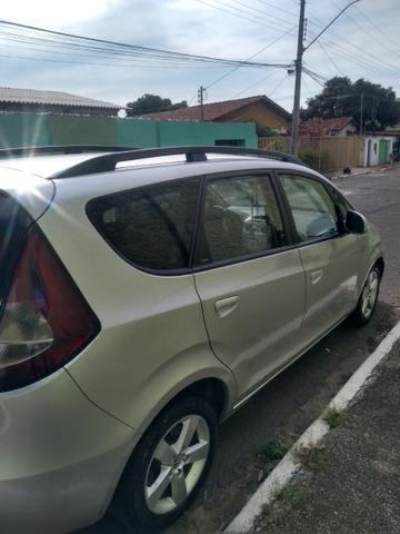 Vendo JAC J6 7lugares 21,000$