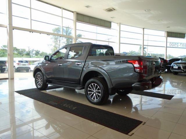 L200 TRITON SPORT HPE-S 2.4 CD DIES. AUT zero Km - Foto 9