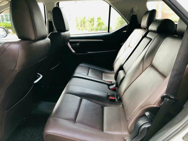 Hilux SW4 2017 SRX 7 lugares Rodas 20" diamond Extra! - Foto 11