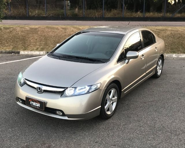 Honda Civic - 2007 1.8 lxs 16v gasolina 4p manual - Foto 3