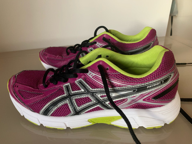 asics roxo e verde