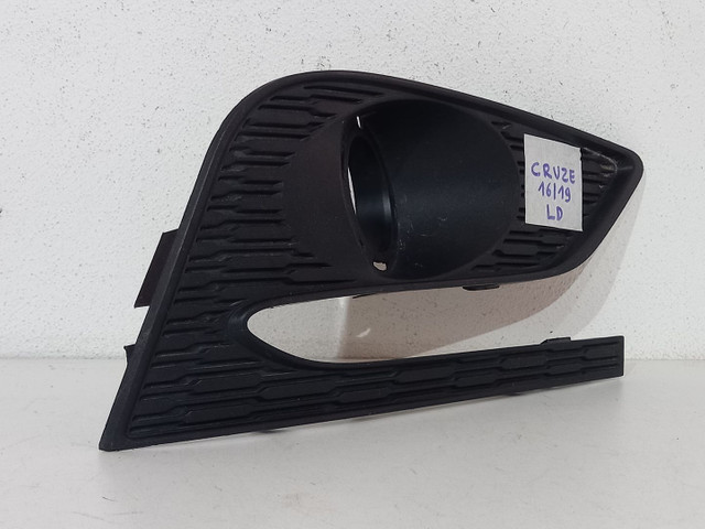 Moldura Farol Milha Cruze2016/2019 Direito - Foto 2