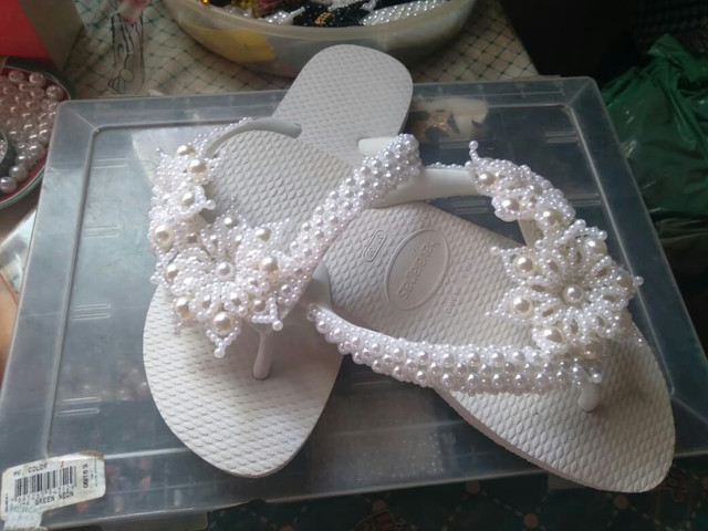 sandália customizada branca