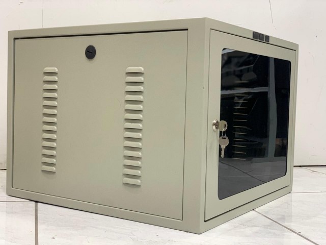 Rack Bege 8U Baixo Com Chave e Abertura Para Coolers, Garantia e Nf-e! - Foto 2