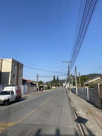 Galpão/Depósito/Armazém para aluguel possui 200 metros quadrados em Aventureiro - Joinvill