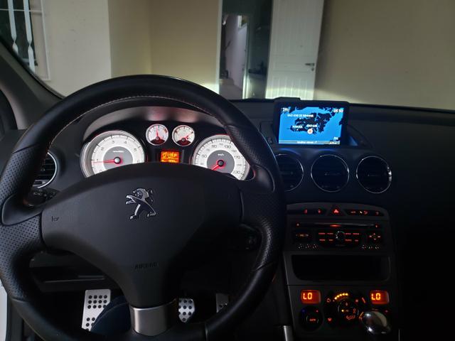 Peugeot 408 THP - Foto 6