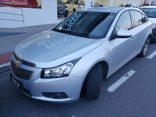 Cruze LT 1.8 Automatico com 43 mil km rodados originais vendo troco e financio - Foto 3
