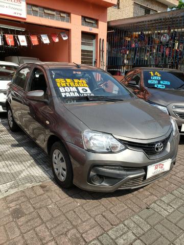 Etios x 1.3 2018 - Foto 2