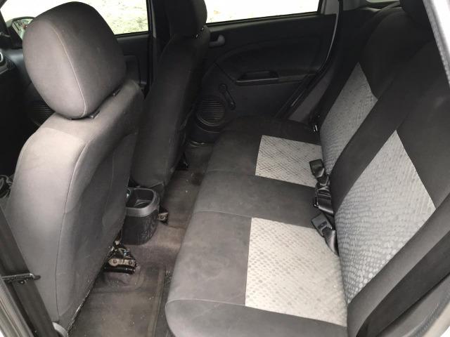 Fiesta hatch 1.0 2013/2014 c/ Gnv Entrada a partir de 1.000,00 Fixas de 348,00 - Foto 9
