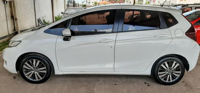 Carro muito novo 34.000 km rodados abaxei pra vender rápido - Foto 6