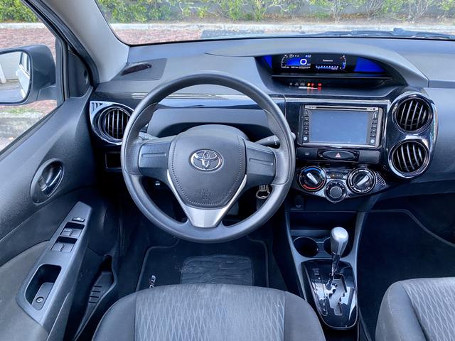 Toyota Etios Sedan 1.5 Aut. 2018 EXTRA!!! - Foto 7