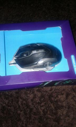 Mouse gamer multilaser 2400 de dpi