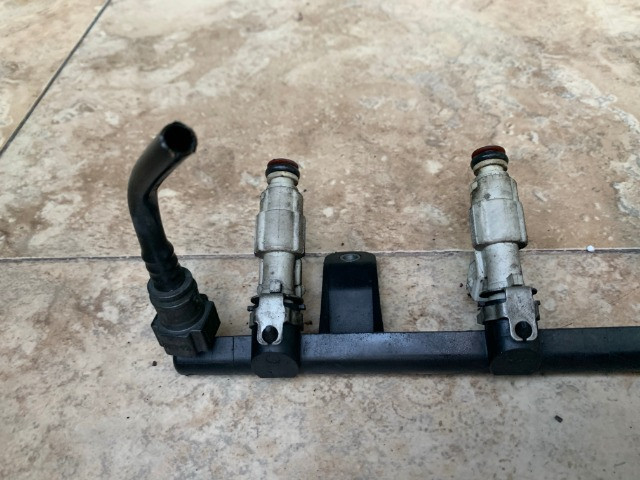 Flauta e bicos renault sandero/logan 1,6 flex original - Foto 3