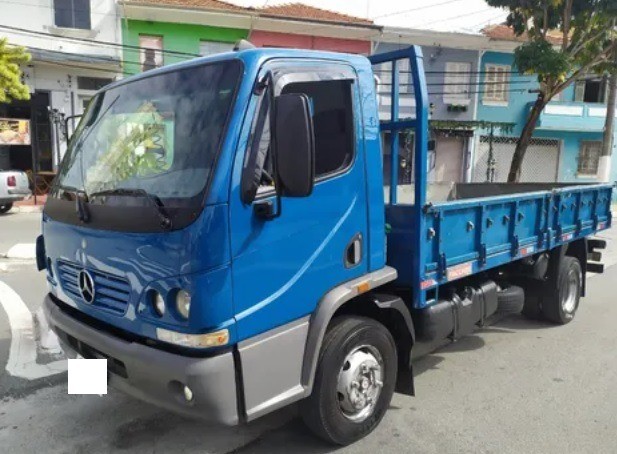 MB 915 ACCELO CARROCERIA 2012