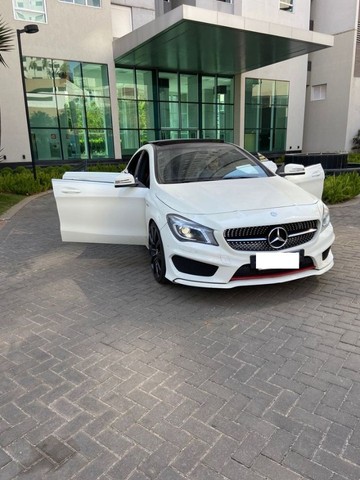 Mercedes Benz CLA 250 4matic 2015 com parcelas