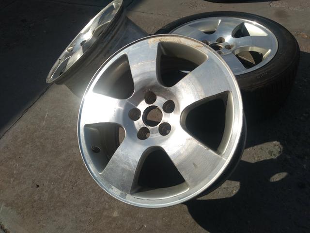 3 rodas Audi Golf Fox aro 16 5x100