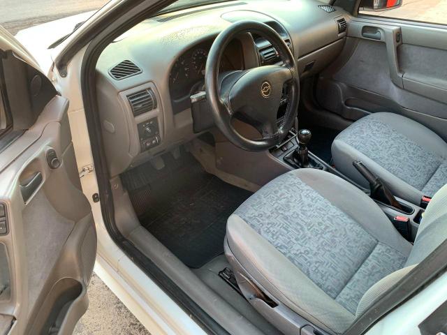 Astra Sedan - Foto 4