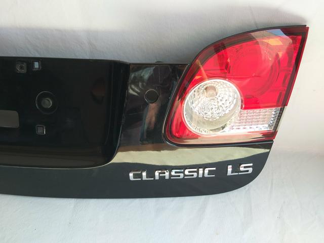 Aplique tampa traseira Classic original