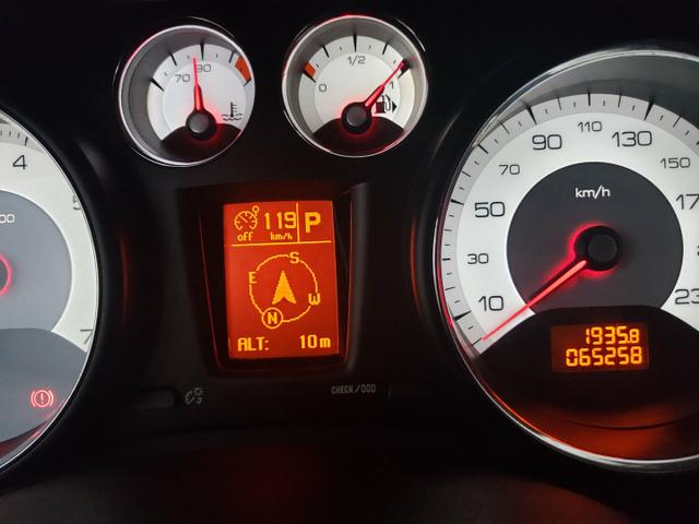 Peugeot 408 THP - Foto 8