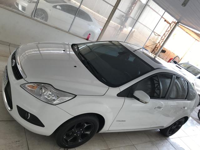 Ford Focus titaniun 11/11 automático - Foto 2