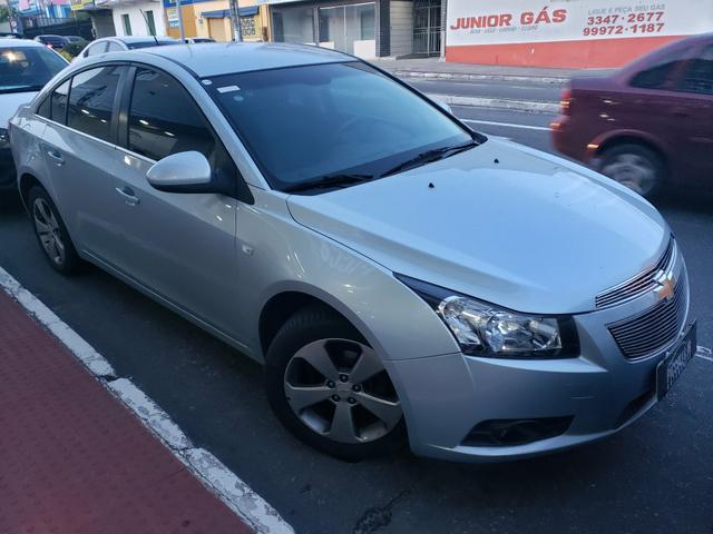 Cruze LT 1.8 Automatico com 43 mil km rodados originais vendo troco e financio - Foto 17