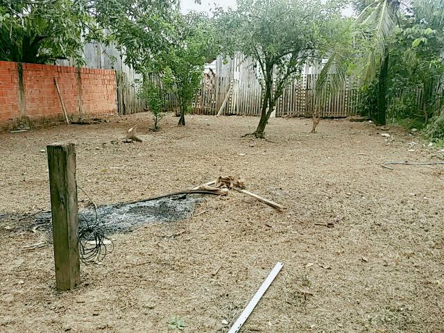 Terreno medidas 10x40