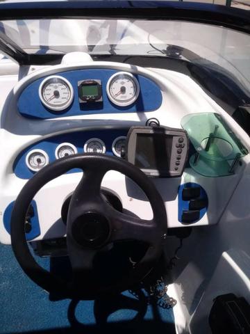 Lancha 19 Pes Motor Mercury Optimax 135HP 125 Horas - Foto 10