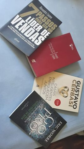 Vendo Livros Usados e Seminovos - Foto 6