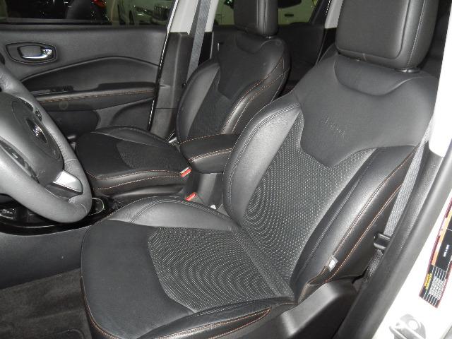 Jeep Compass Limited Pack High-Tech 2.0 Flex 6.000KM Estado de 0km - Foto 12