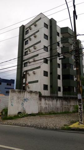 Alugo Apartamento em Capim Macio 2/4 sala,coz,bnh, R$1.200,00 incluso cond,. e IPTU - Foto 3