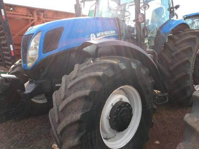 Trator New Holland Série T7 245 Ano 2015 - Foto 2
